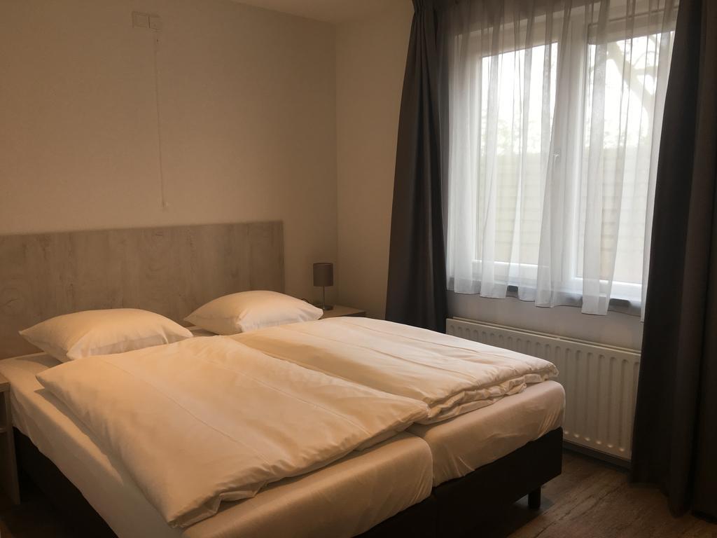 Boutique Hotel De Zwaluw 德科赫 外观 照片